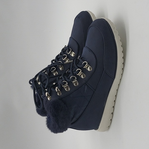 1051- Karen Scott Ankle Boots Size 7 White And Blue Colors  NWT - Picture 1 of 8